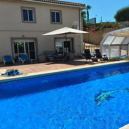 With Super Swimming Pool Vila Gran Alacant