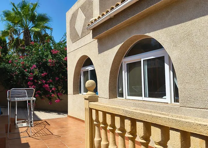 With Super Swimming Pool Vila