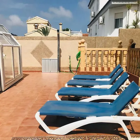With Super Swimming Pool וילה גראן אלקנט