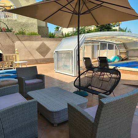 Villa With Super Swimming Pool *